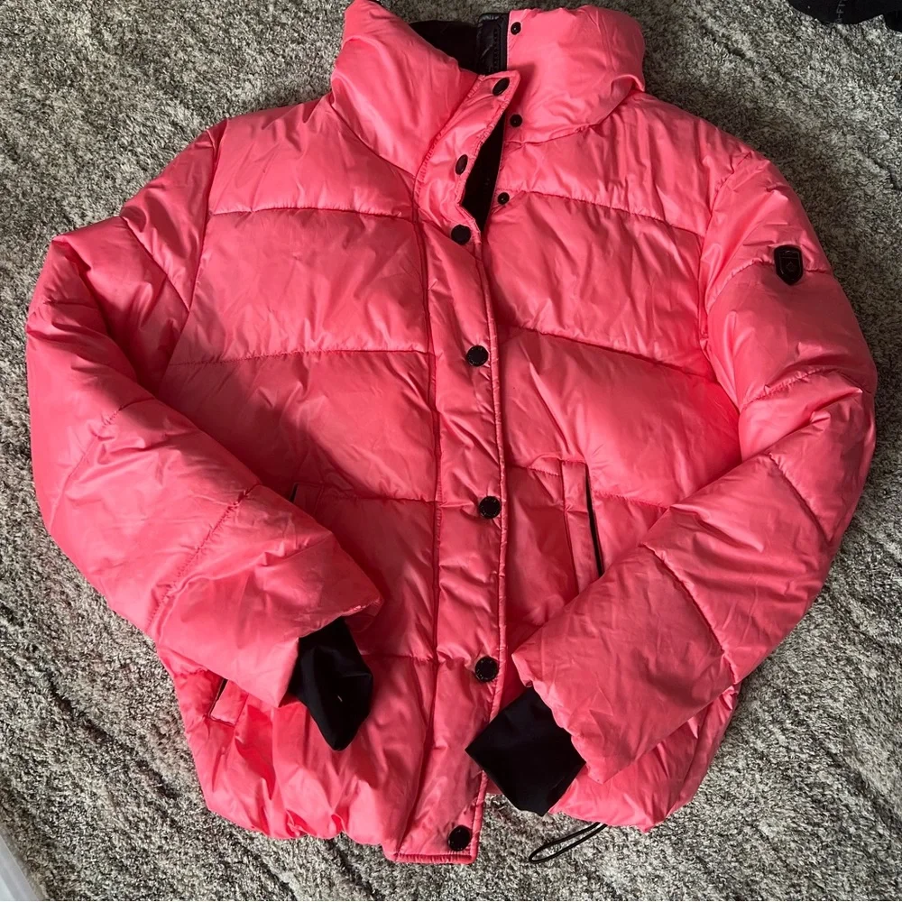 Noize barely worn